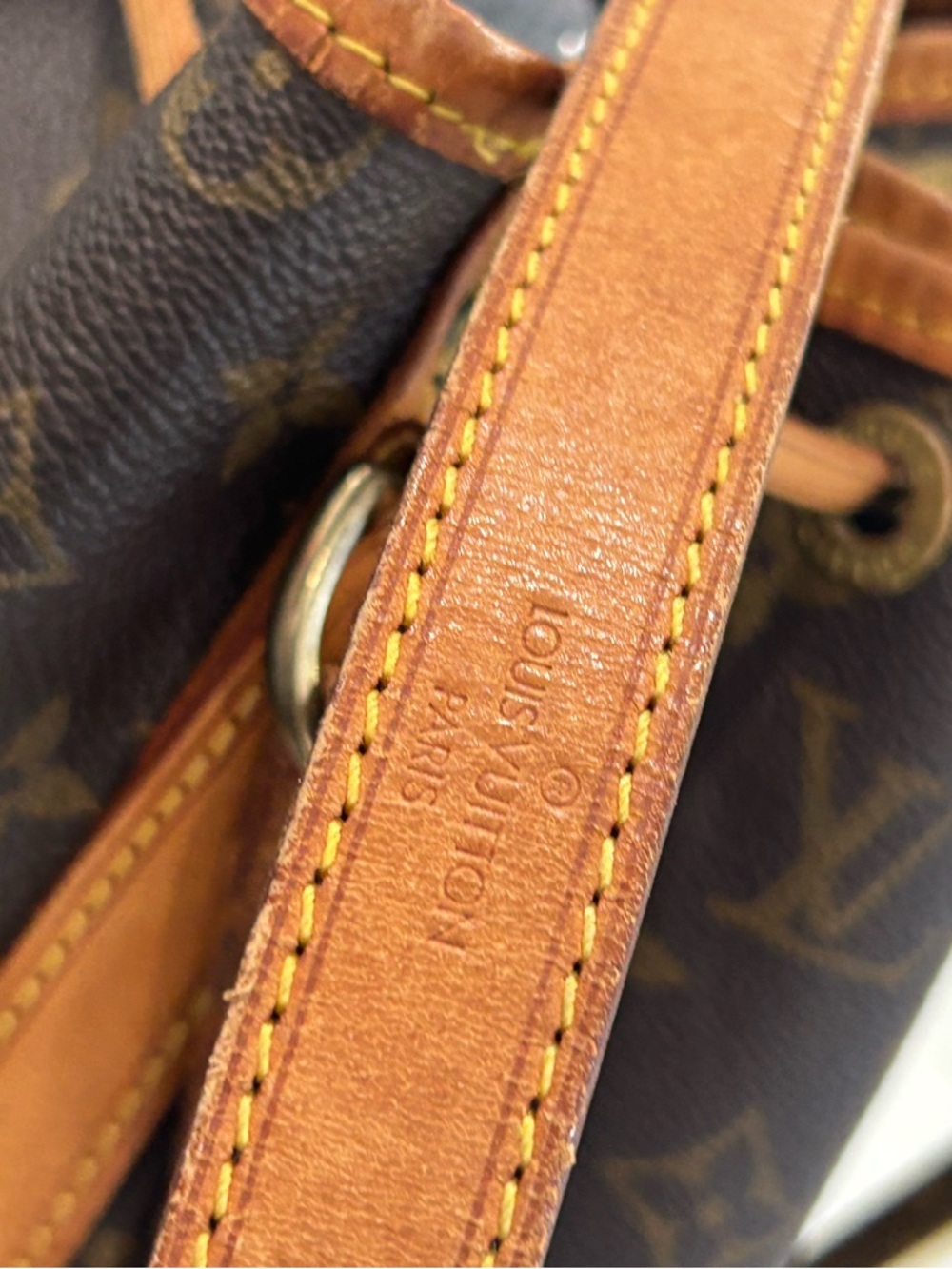 Louis Vuitton Brown Monogram Canvas GM Noe shoulder bag - Picture 3 of 16
